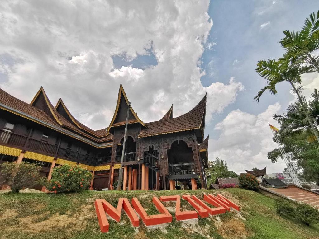 Oyo 90643 Gks Hotel Seremban Exteriér fotografie