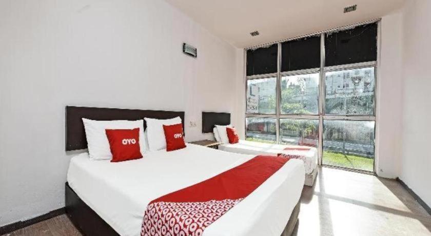 Oyo 90643 Gks Hotel Seremban Exteriér fotografie